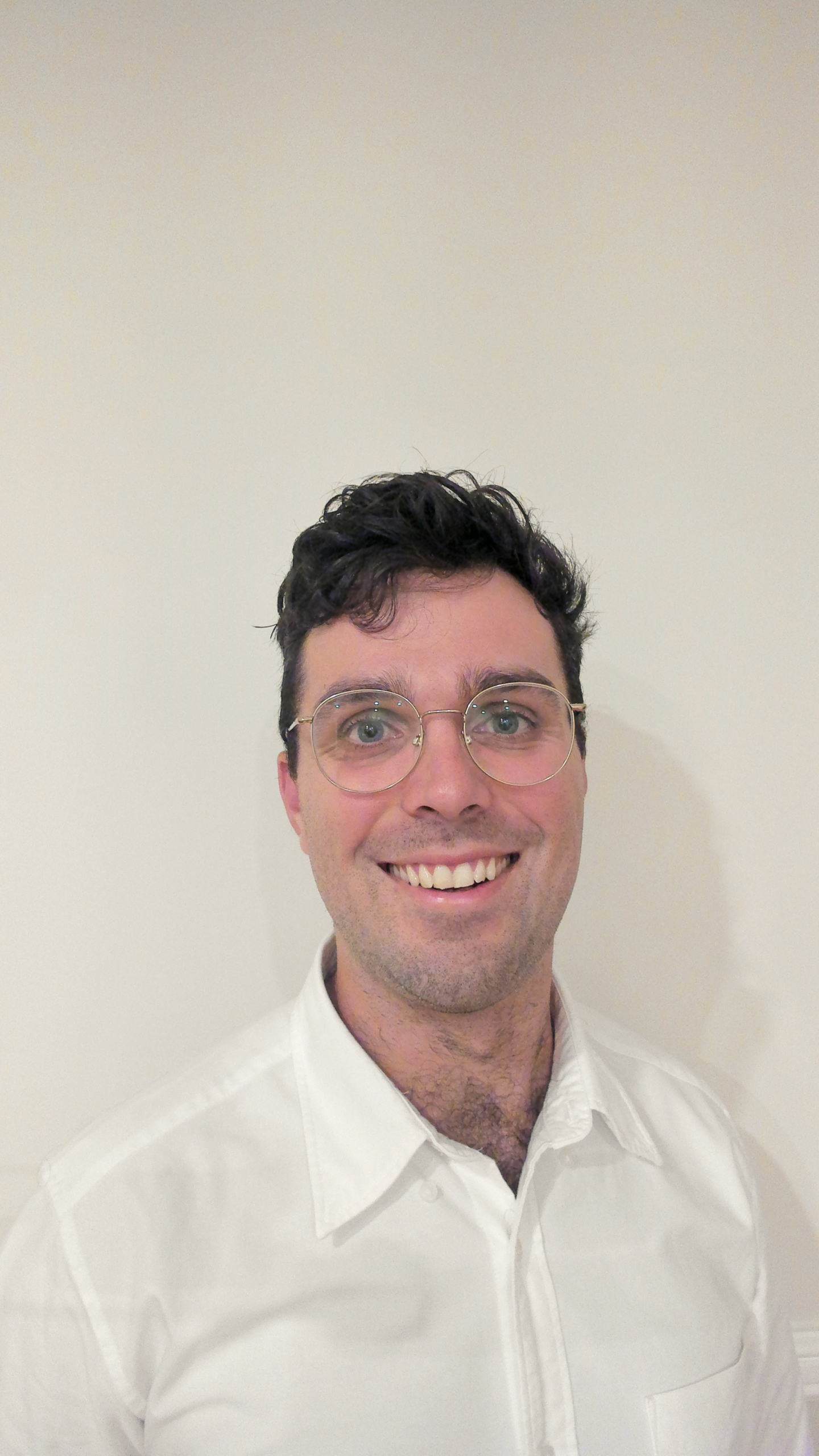 L Clarke – Profile Photo